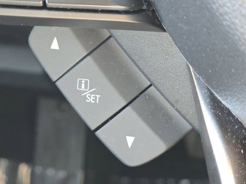 Used 2023 Subaru Forester Limited image 16