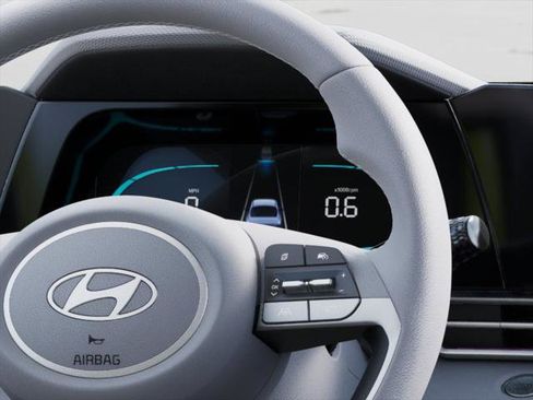 New 2026 Hyundai Elantra SEL Sport Premium FWD image 14