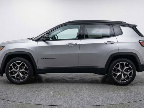 Used 2025 Jeep Compass Limited AWD/4WD image 5