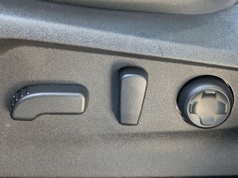 Used 2023 Subaru Ascent Touring image 27