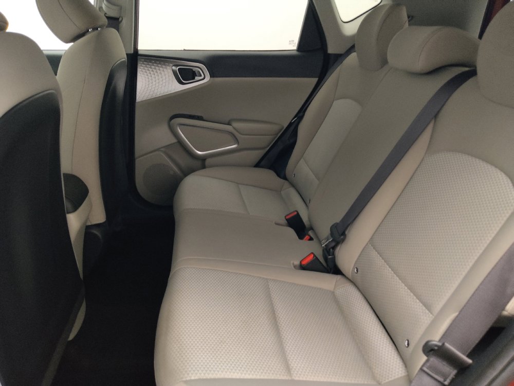 Used 2021 Kia Soul LX FWD image 18