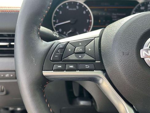 Used 2024 Nissan Sentra SR w/ SR Premium Package FWD image 22