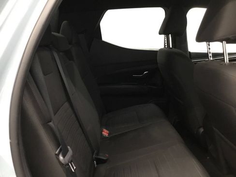 Used 2024 Hyundai Santa Cruz SEL FWD image 17