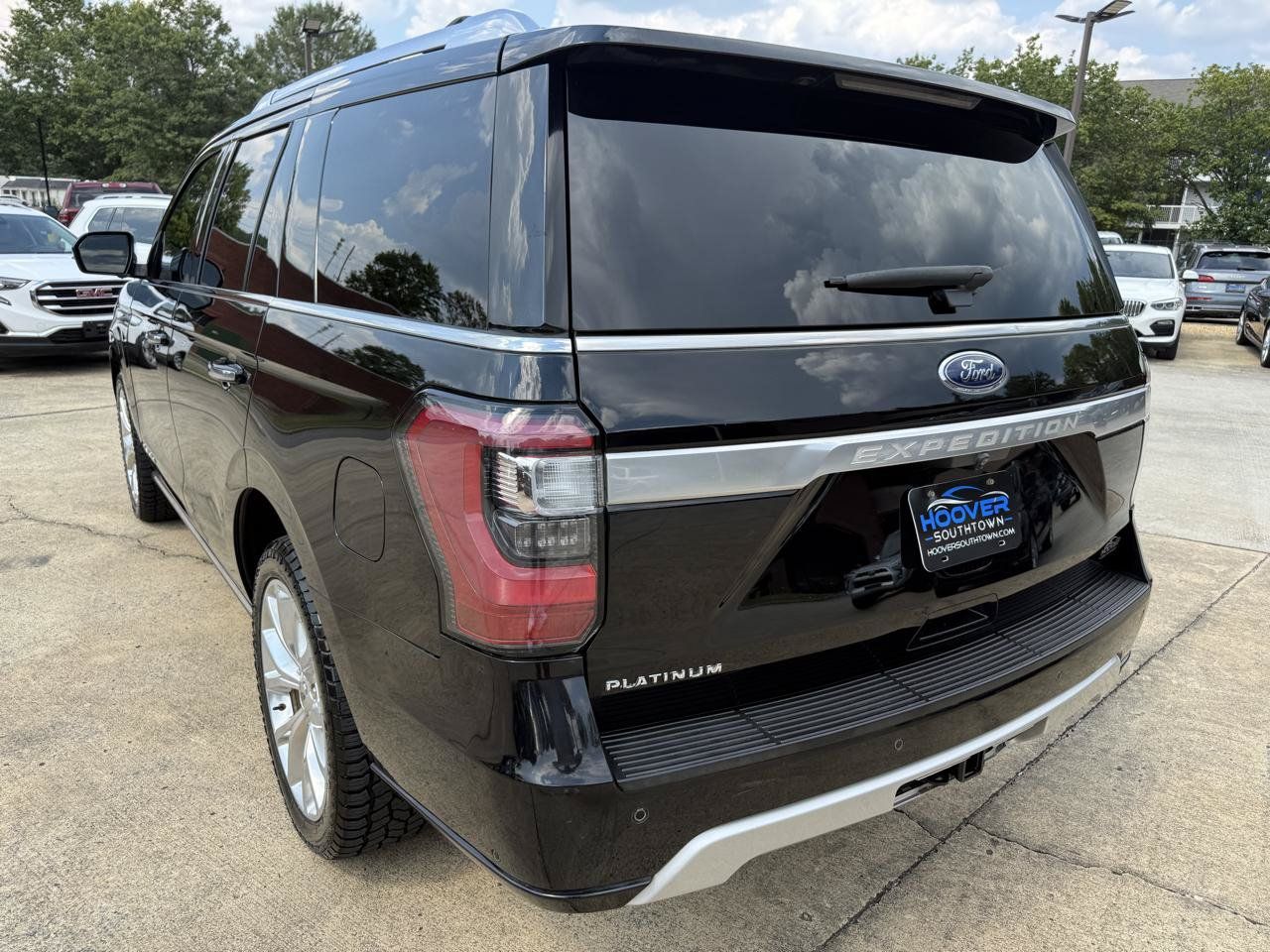 Used 2018 Ford Expedition Platinum AWD/4WD image 6