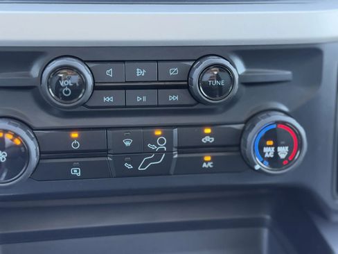 Used 2024 Ford F350 XLT w/ FX4 Off-Road Package image 39