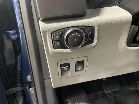 Used 2020 Ford F150 XLT w/ Equipment Group 302A Luxury AWD/4WD image 27