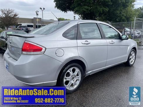 Used 2009 Ford Focus SES FWD image 5