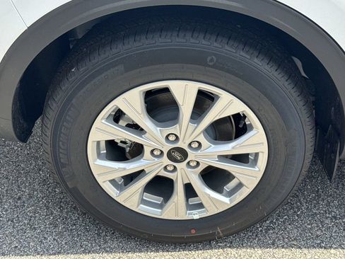 New 2026 Ford Escape Active FWD image 17