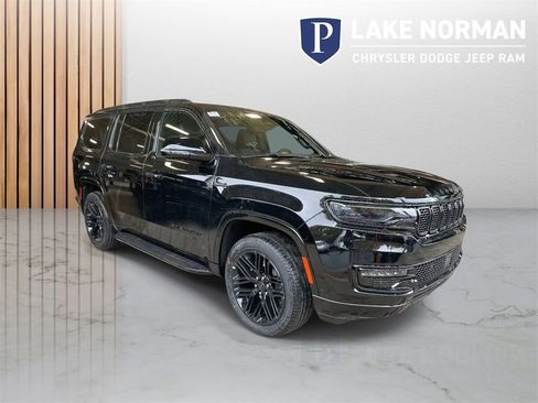 New 2025 Jeep Wagoneer Series II w/ Premium Group I image 2