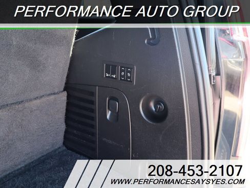 Used 2017 Cadillac Escalade Platinum image 19