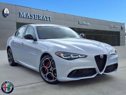 New 2025 Alfa Romeo Giulia w/ Veloce Package Rwd