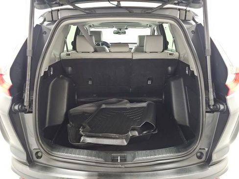 Used 2017 Honda CR-V Touring image 31