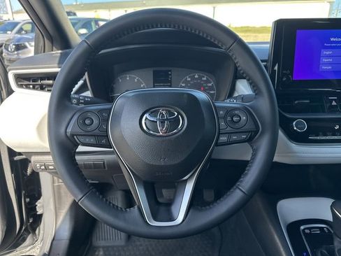 Certified 2025 Toyota Corolla SE image 8