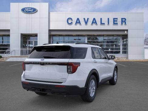 Used 2026 Ford Explorer Active AWD/4WD image 8