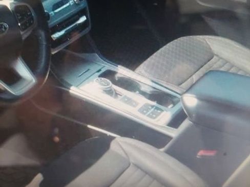 Used 2021 Ford Explorer XLT image 7