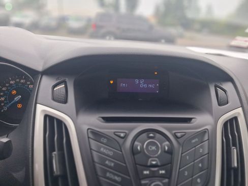 Used 2012 Ford Focus SE FWD image 10