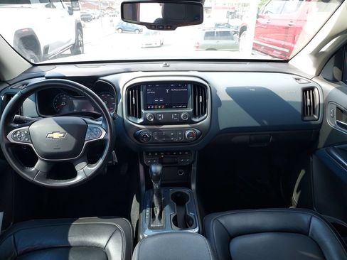 Used 2022 Chevrolet Colorado Z71 w/ Safety Package AWD/4WD image 15