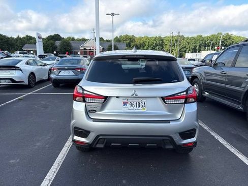 Used 2025 Mitsubishi Outlander Sport ES AWD/4WD image 4