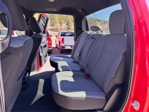 Used 2024 RAM 2500 Big Horn w/ Bed Utility Group image 10