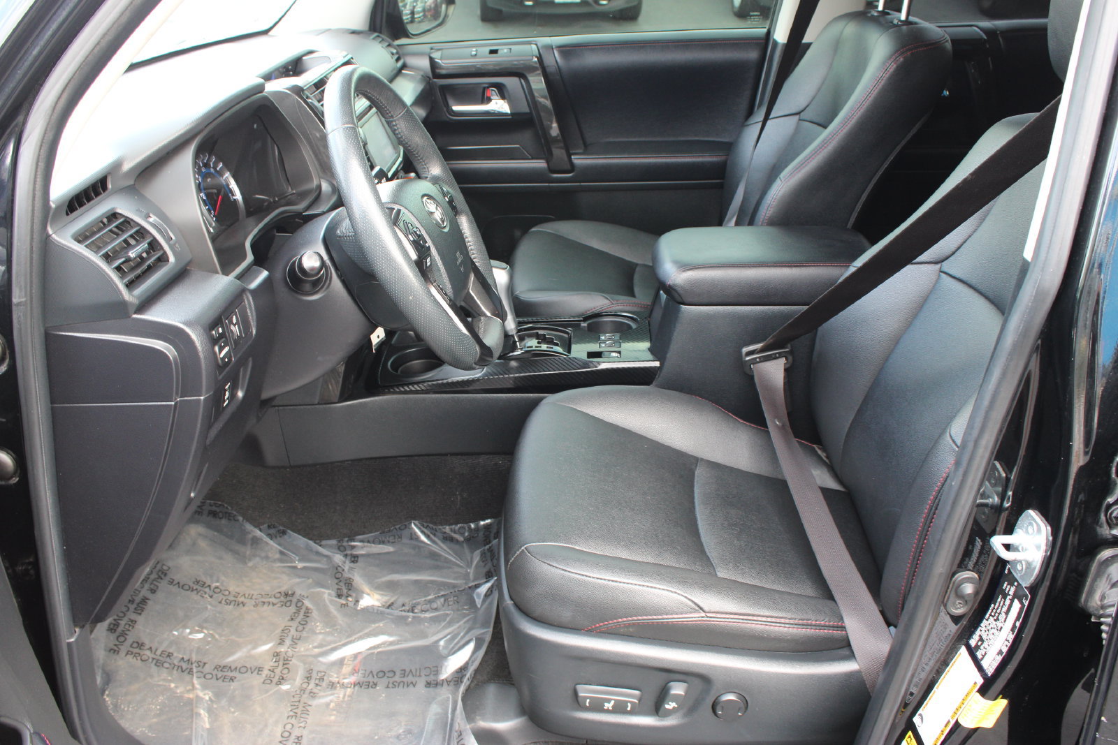 Used 2019 Toyota 4Runner TRD Off-Road Premium AWD/4WD image 11