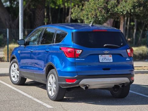 Used 2019 Ford Escape SE image 7