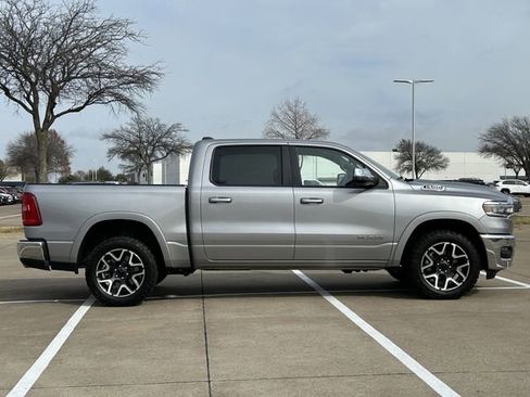 Used 2025 RAM 1500 Laramie image 4