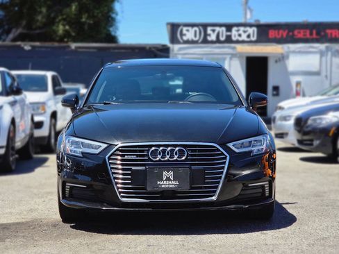 Used 2017 Audi A3 e-tron Premium Plus w/ Technology Package FWD image 2