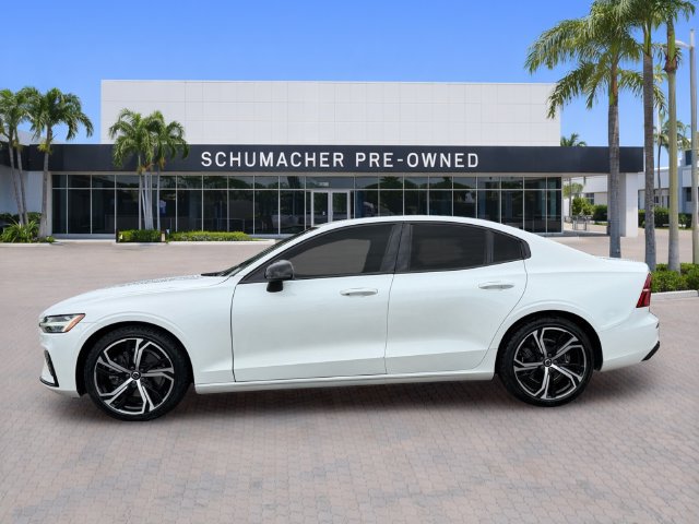 Used 2024 Volvo S60 B5 Core w/ Climate Package FWD image 4