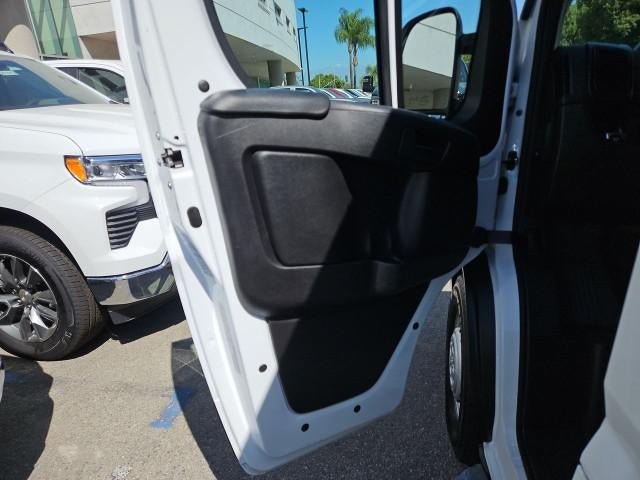 Used 2025 RAM ProMaster 2500 w/ U-Haul Equipment Group FWD image 20