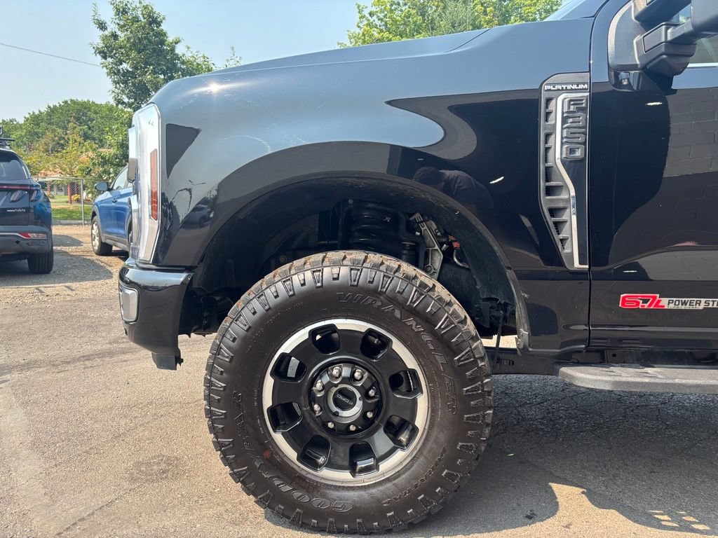 Used 2026 Ford F350 Platinum w/ Platinum Plus Package AWD/4WD image 11