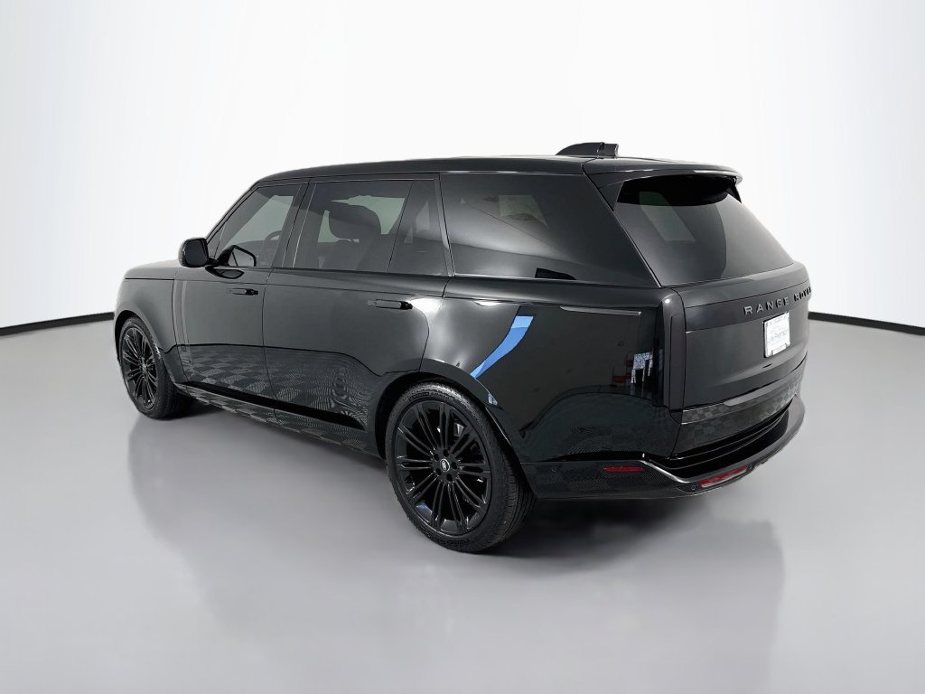 Used 2025 Land Rover Range Rover Long Wheelbase Autobiography AWD/4WD image 3