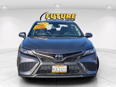 Used 2024 Toyota Camry SE w/ Convenience Package FWD image 2