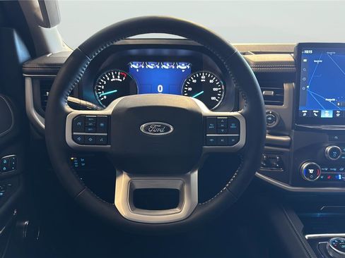 Used 2024 Ford Expedition Max XLT AWD/4WD image 13
