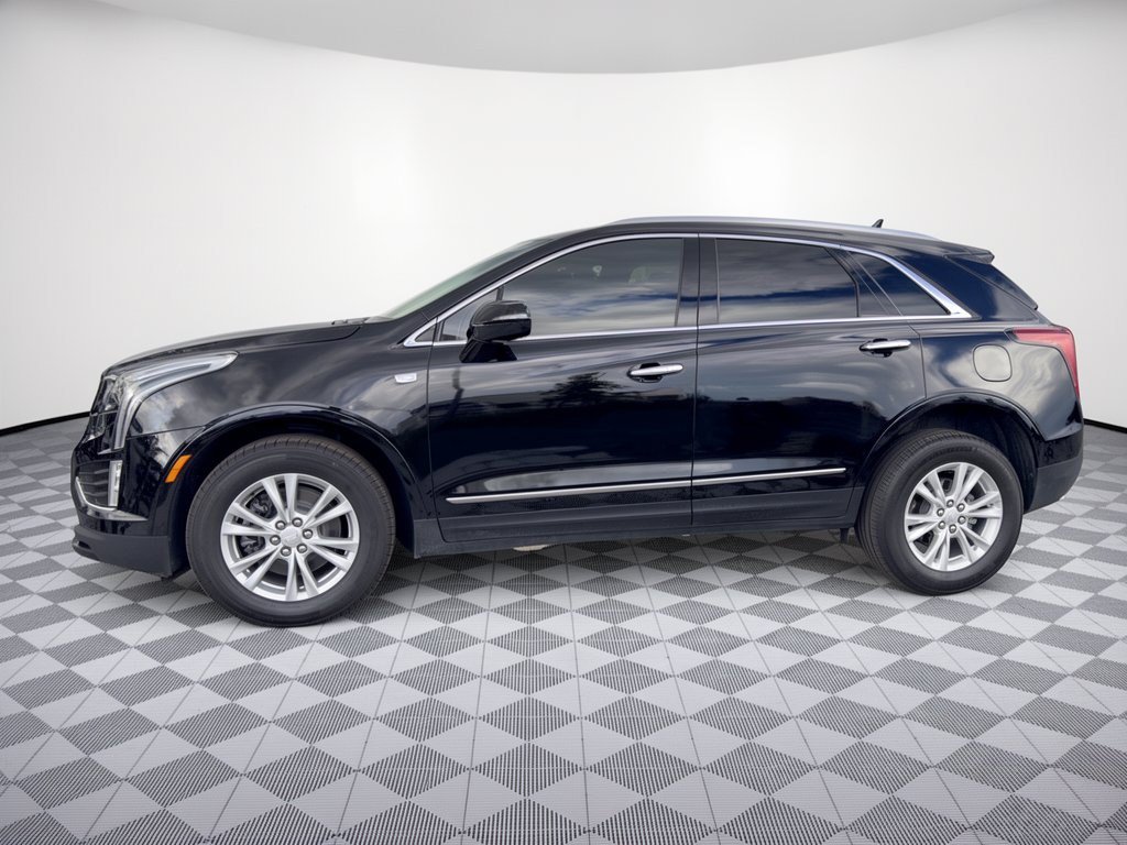 Used 2022 Cadillac XT5 Luxury FWD image 2