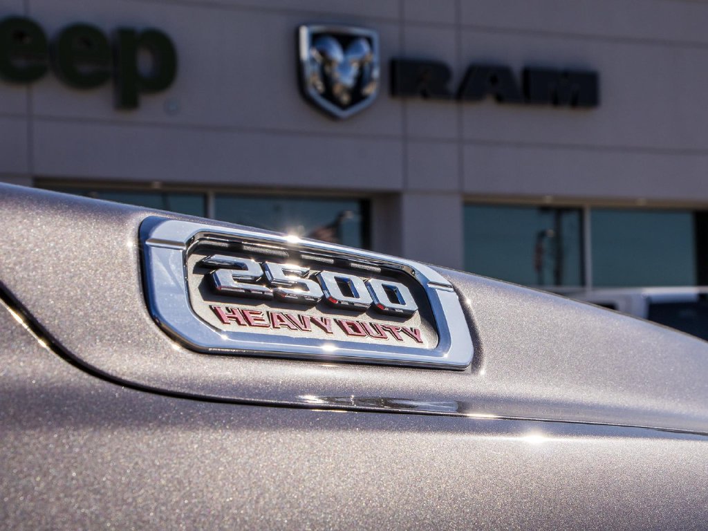 Used 2025 RAM 2500 Tradesman AWD/4WD image 9