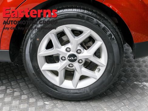 Used 2024 Kia Soul LX w/ Option Group 015 image 8