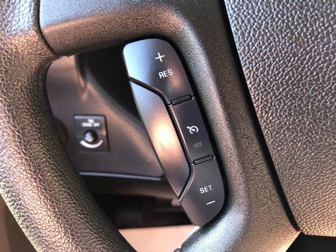Used 2025 GMC Savana 2500 w/ Driver Convenience Package RWD image 32
