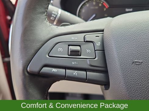 Used 2019 Cadillac XT4 Premium Luxury FWD image 11