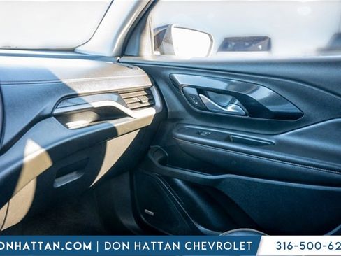 Used 2022 GMC Terrain AT4 w/ Infotainment Package II image 16