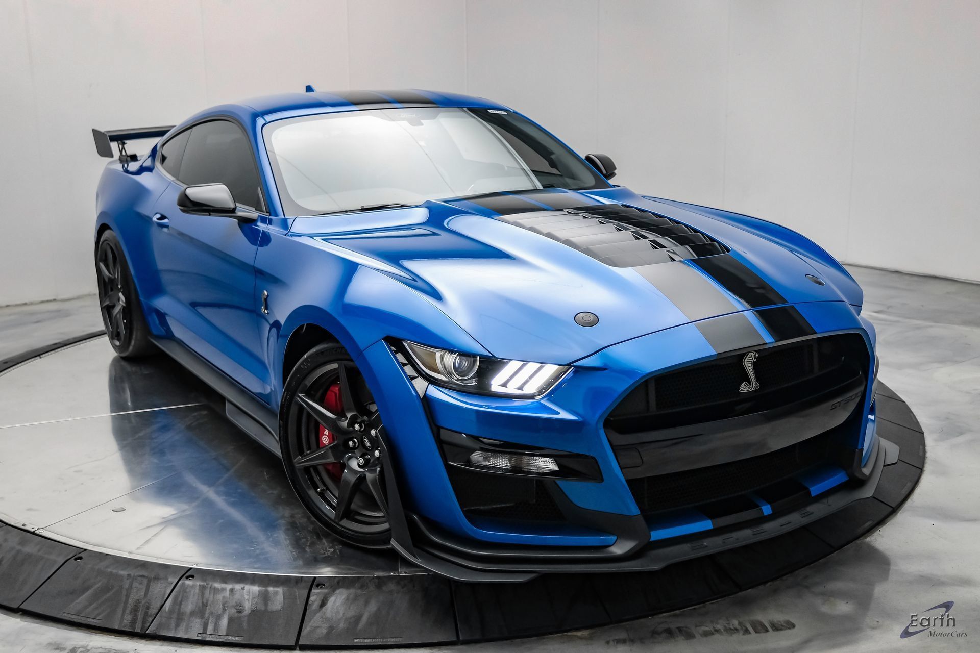 Used 2021 Ford Mustang Shelby GT500 w/ Carbon Fiber Track Pack RWD image 29