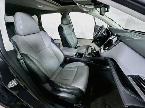 Used 2023 Subaru Outback Limited AWD/4WD image 11