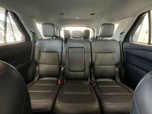 Used 2023 Ford Explorer XLT w/ Equipment Group 202A image 15