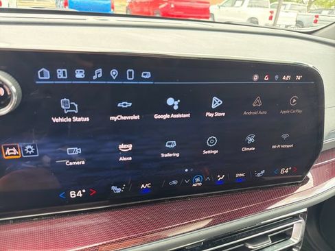 Certified 2025 Chevrolet Traverse Z71 w/ Driver Confidence Package AWD/4WD image 18