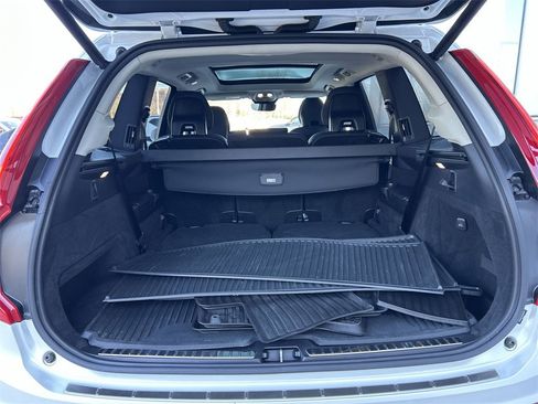 Certified 2024 Volvo XC90 B6 Plus w/ Protection Package Premier image 27