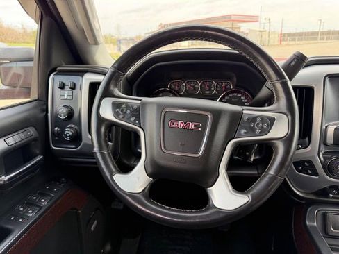 Used 2016 GMC Sierra 2500 SLT w/ Duramax Plus Package image 9