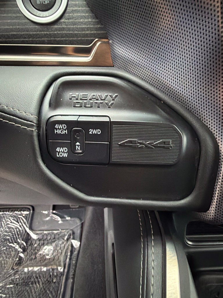 Used 2021 RAM 2500 Limited AWD/4WD image 26