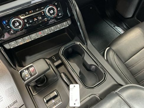 Used 2023 GMC Sierra 1500 AT4X AWD/4WD image 18