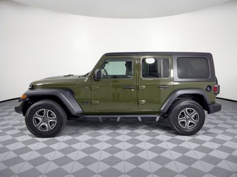 Used 2023 Jeep Wrangler Unlimited Sport AWD/4WD image 2