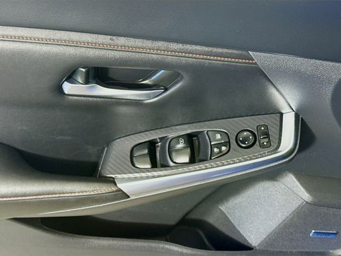 Used 2024 Nissan Sentra SR w/ SR Premium Package FWD image 24