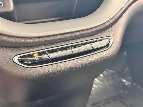 New 2024 FIAT 500 e (RED) image 13